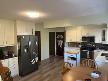 Kitchen Photo of 1902 Taylor Street, Port Coquitlam, BC