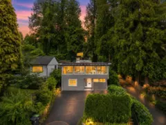 3570 Lonsdale Avenue, North Vancouver, BC