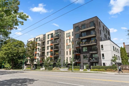410 2235 E Broadway, Vancouver, BC, Vancouver — Apartment/Condo for sale