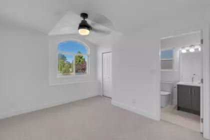 Hallway Photo of 5858 138 Street, Surrey, BC