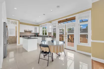 Breakfast Nook Photo of 2498 W 22nd Avenue, Vancouver, BC