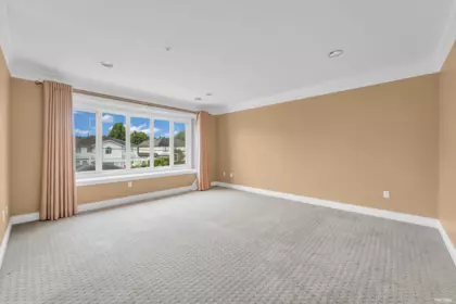 Hallway Photo of 2498 W 22nd Avenue, Vancouver, BC