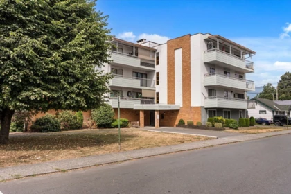 303 9425 Nowell Street, Chilliwack, BC, Chilliwack — Apartment/Condo for sale