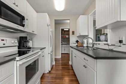 303 9425 Nowell Street, Chilliwack, BC, Chilliwack — Apartment/Condo for sale