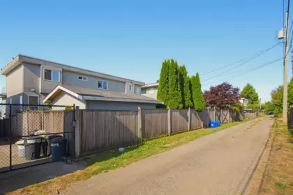 Fitness Center Photo Near 15441 Royal Avenue, White Rock, BC