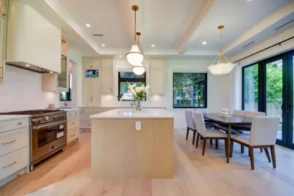 Breakfast Nook Photo of 1535 128 Street, Surrey, BC
