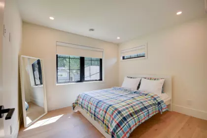 Garage Interior Photo of 1535 128 Street, Surrey, BC