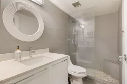 Guest Bathroom Photo of 2101 388 Drake Street, Vancouver, BC
