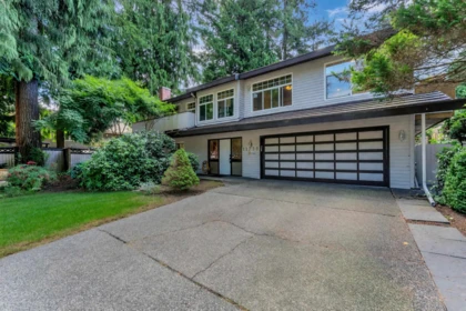 11738 Lyon Road, Delta, BC, Delta — Single Family Residence for sale