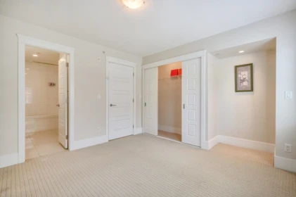 Guest Bathroom Photo of 5483 Dunbar Street, Vancouver, BC