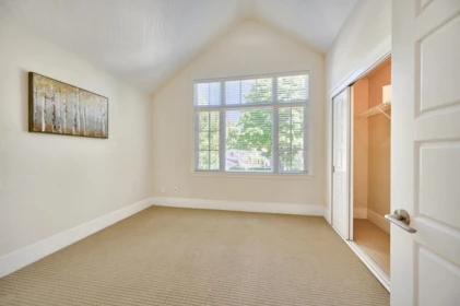Walk-In Closet Photo of 5483 Dunbar Street, Vancouver, BC