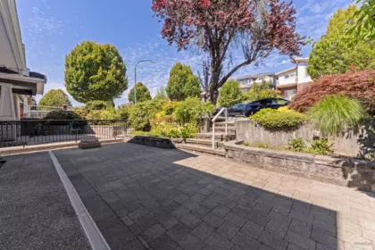 Family Room Photo of 4848 Union Street, Burnaby, BC