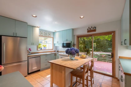 Breakfast Nook Photo of 1738 W 66th Avenue, Vancouver, BC