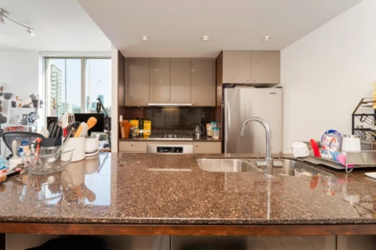 Kitchen Island Photo of 2003 1005 Beach Avenue, Vancouver, BC