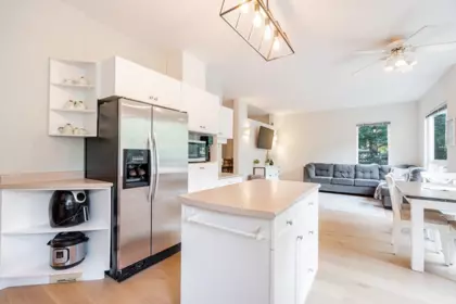 Kitchen Photo of 21215 43 Avenue, Langley, BC