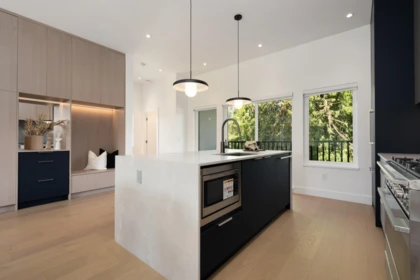 Kitchen Island Photo of 1 8483 16th Avenue, Burnaby, BC