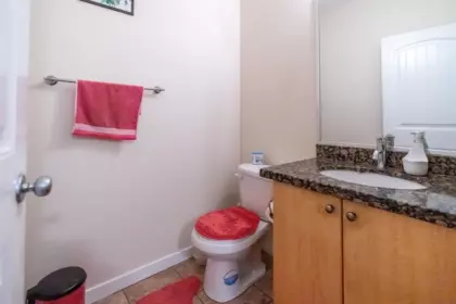 Kitchen Photo of 27 12585 72 Avenue, Surrey, BC
