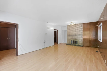 1016 E 18th Avenue, Vancouver, BC, Vancouver — Single Family Residence for sale