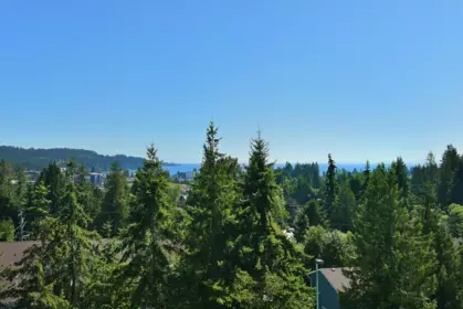 Breakfast Nook Photo of 301 5780 Trail Avenue, Sechelt, BC