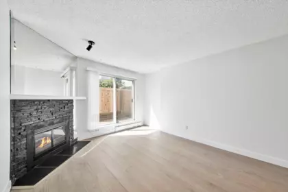 111 8700 Westminster Highway, Richmond, BC, Richmond — Apartment/Condo for sale