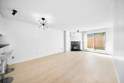 111 8700 Westminster Highway, Richmond, BC, Richmond — Apartment/Condo for sale