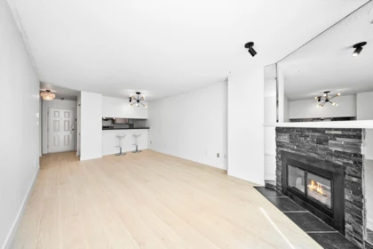 Kitchen Photo of 111 8700 Westminster Highway, Richmond, BC