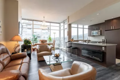 Breakfast Nook Photo of 3202 2978 Glen Drive, Coquitlam, BC