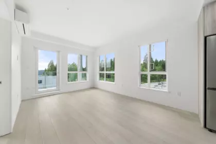 Living Room Photo of 404 3594 Malsum Drive, North Vancouver, BC