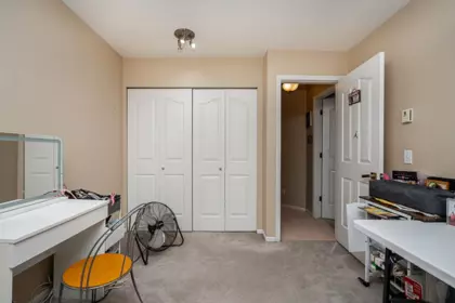 Entry Foyer Photo of 43 7875 122 Street, Surrey, BC