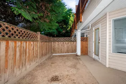 Garden / Landscaping Photo of 43 7875 122 Street, Surrey, BC