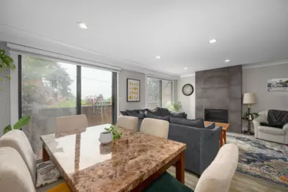 Breakfast Nook Photo of 3201 Lonsdale Avenue, North Vancouver, BC