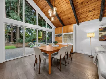Kitchen Island Photo of 3742 204a Street, Langley, BC