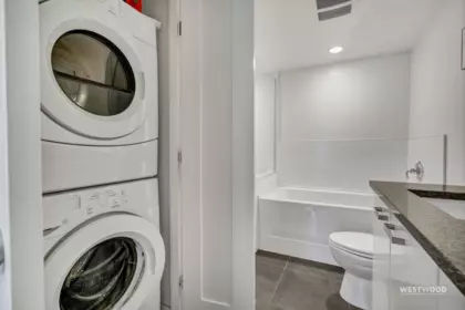 Laundry Room Photo of 661 2080 W Broadway, Vancouver, BC