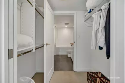 Office / Den Photo of 661 2080 W Broadway, Vancouver, BC