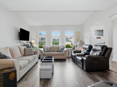Breakfast Nook Photo of 4628 Hermitage Drive, Richmond, BC