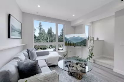 Breakfast Nook Photo of 6 50 Seaview Drive, Port Moody, BC
