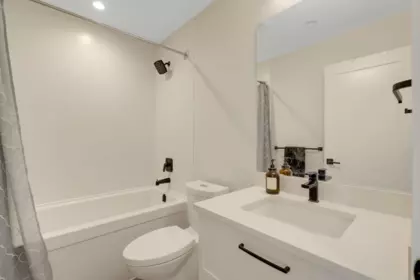 Mudroom Photo of 6 50 Seaview Drive, Port Moody, BC