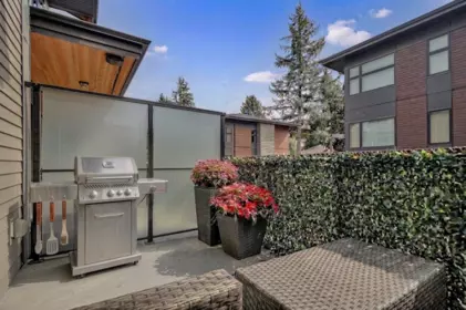 Powder Room Photo of 6 50 Seaview Drive, Port Moody, BC