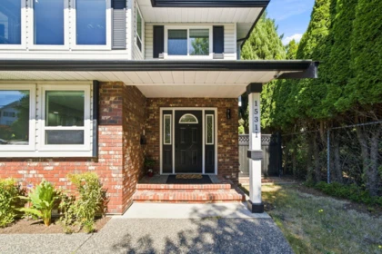 Hallway Photo of 15311 28 Avenue, Surrey, BC