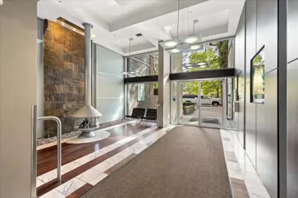 Hallway Photo of 403 2137 W 10th Avenue, Vancouver, BC