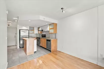 Primary Bedroom Photo of 403 2137 W 10th Avenue, Vancouver, BC