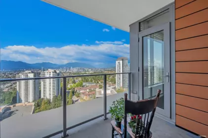 Pantry Photo of 2608 5883 Barker Avenue, Burnaby, BC