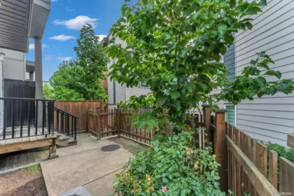 Outdoor Patio Photo of 44 1670 160 Street, Surrey, BC