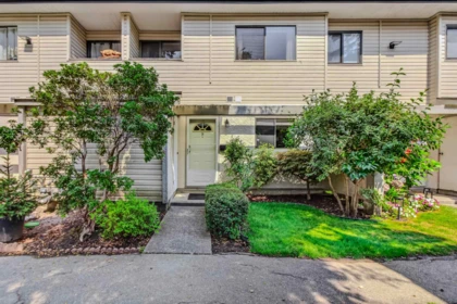 9 20390 53 Avenue, Langley, BC, Langley — Townhouse for sale