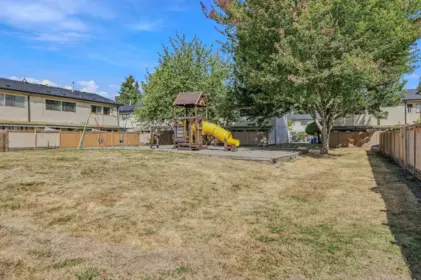 Front Yard Photo of 9 20390 53 Avenue, Langley, BC