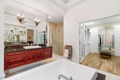 Powder Room Photo of 320 Forestview Lane, Anmore, BC