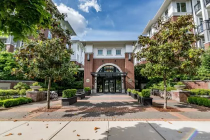237 9399 Odlin Road, Richmond, BC, Richmond — Apartment/Condo for sale