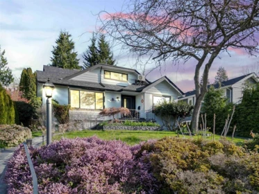 1921 Fulton Avenue, West Vancouver, BC, West Vancouver — Single Family Residence for sale