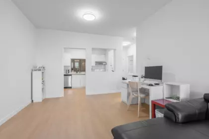 Kitchen Photo of 202 7300 Gilbert Road, Richmond, BC