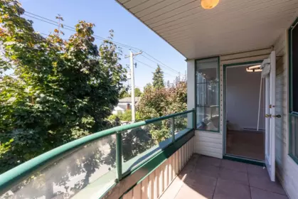 Mudroom Photo of 202 7300 Gilbert Road, Richmond, BC